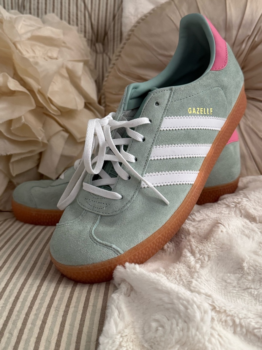 Adidas Gazelle Hazy Green Bliss Pink Size 7